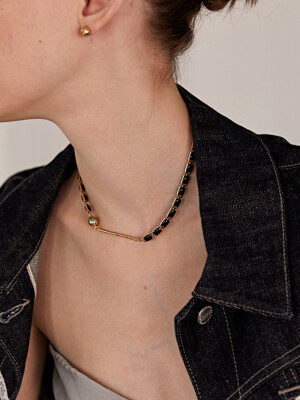 Black square chain necklace - gold