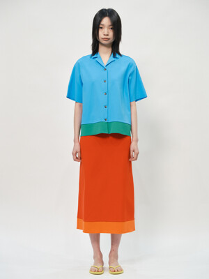 Colorblock shirt in stretch in teal blue/green