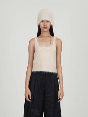 ALPACA SLEEVELESS CROP TOP (2COLORS)