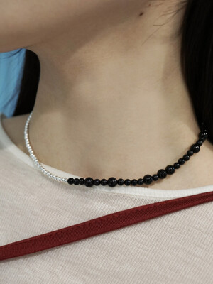 onyx half necklace