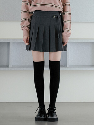 Belt pointed pleats mini skirt_Charcoal