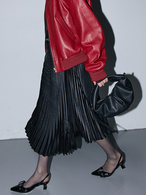 던 팩토리 LUVIN BAG SMALL COW LEATHER BLACK 러빈백 스몰 소가죽 블랙