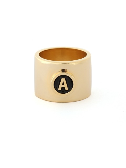 BOLD ROUND RING WITH ALPHABET
