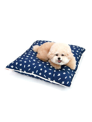 SIGNATURE LOGO CUSHION-NAVY(쿠션)