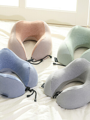 ARBO MEMORYFOAM PILLOW + POUCH