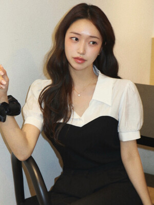 하프 줄리 뷔스티에 블라우스 블랙 J1761