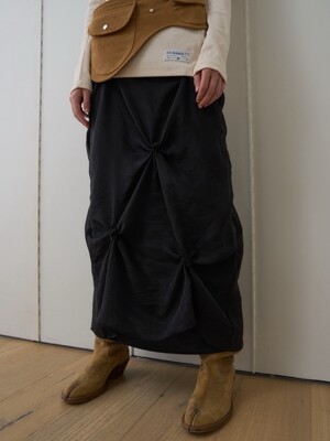 Vine Layered Long Skirt / Black