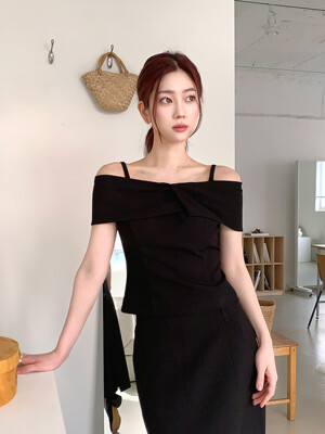 [퓨어황 PICK] 잇미샤 오프숄더 셋업 블라우스 ITP4ZBL410 (BLACK)