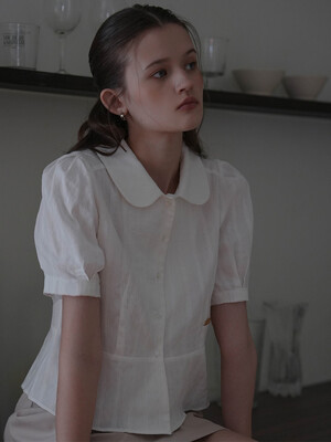 Round Collar Jacquard Blouse [White]