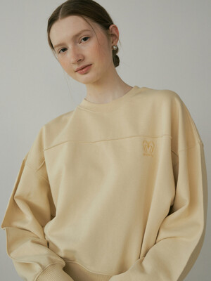 monts 1570 logo pintuck sweatshirt (light yellow)