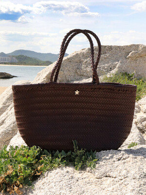 WILLOW DARK BROWN LEATHER BASKET BAG