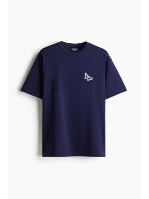 루즈핏 프린트 티셔츠 네이비 블루/나비 1032522111