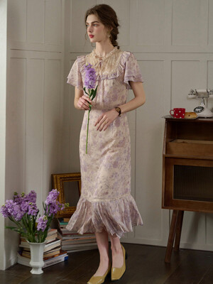 SR_Lace neck floral dress