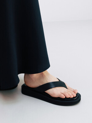 [블랙 230/235/240/245/250 3일내출고] Lir 590 (2 Color)