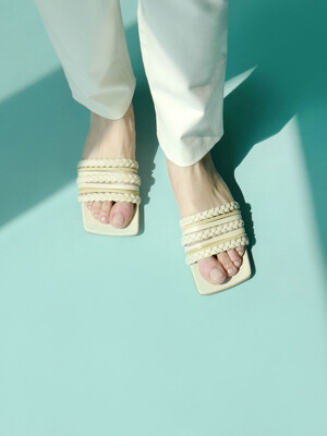 Knotter Woven Slides in Ivory Combination