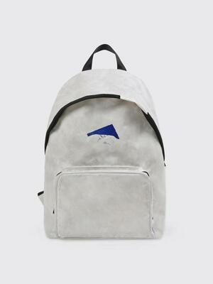 Trace tape logo backpack White