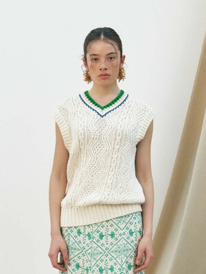 Color Block Oversized Knitted Vest, Ivory