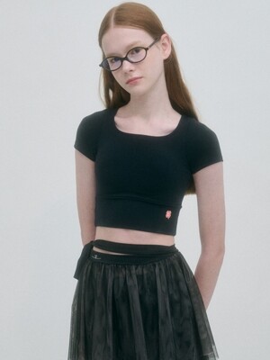 ELEGANCE CLAIRE COLLECTION SYMBOL CROP TOP_BLACK