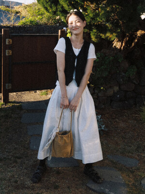 [욤요미PICK] PICOT PINTUCK FLARE SKIRT_IVORY