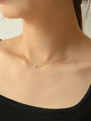 14K GOLD ONE PEARL NECKLACE