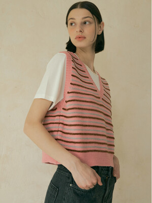 V. rainbow knit vest (pink)