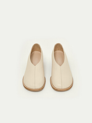 SS24 Olie Leather Loafer Salt-Cream