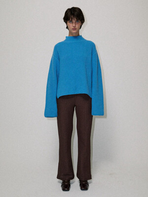 Loose fit half-neck knit Airy blue