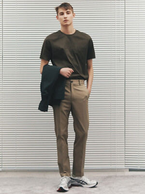 Straight-Fit Plain Chinos_2color