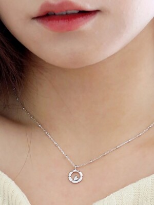 Amelie heart necklace