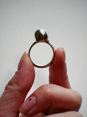 PEBBLE RING