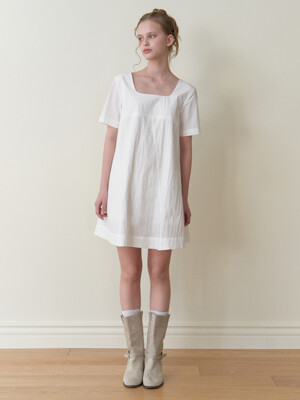 Heart button mini dress (white)