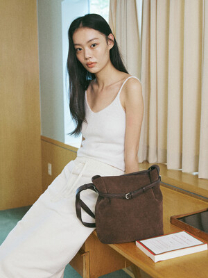 Mallory Large Bucket Bag Suede Brown 멜로리 라지 버킷백 스웨이드 브라운