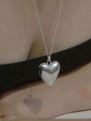 Bulky Heart Necklace