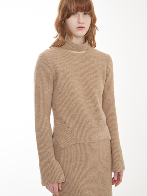 Cut-out Neck Knit Pullover_Beige