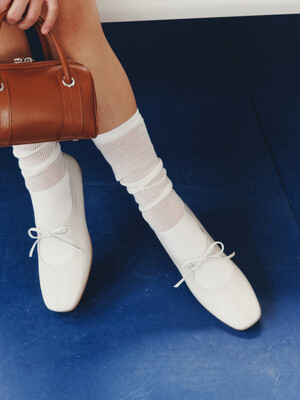 [단독]Venda Flat Shoes Off White