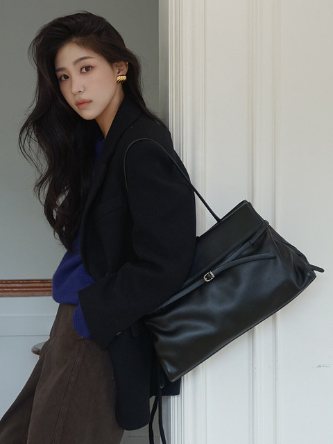 오스트카카 [유니 PICK] 세르네 숄더 블랙