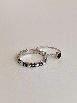 Black&white flower ring