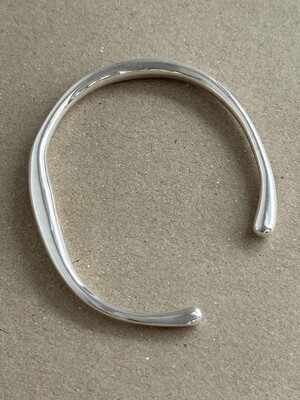 [renewal] ALLURE BANGLE