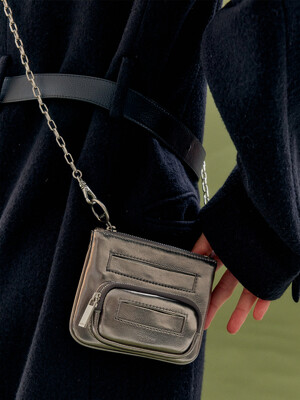 Pocket Mini Chain Bag (Metallic Silver)