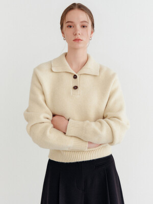 신디 라쿤 카라 니트_베이지 / CINDY RACCOON COLLAR KNIT_BEIGE