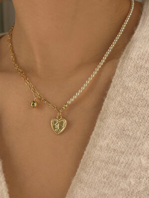 Heart King Necklace