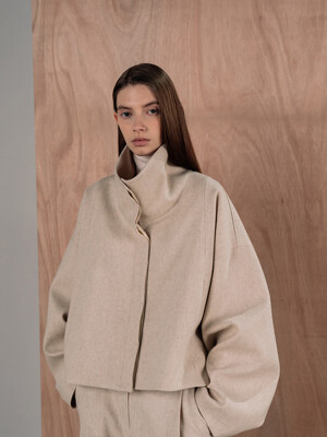 HIGH NECK JUMPER [LIGHT BEIGE]