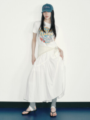 String Skirt in White VW4MS231-01