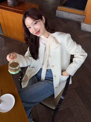 Trimmed Over-fit Tweed Jacket_2color