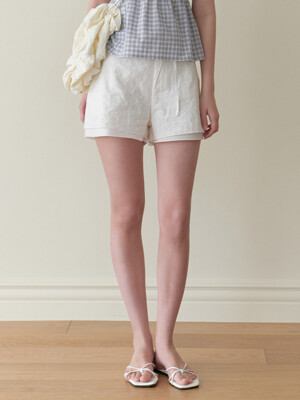 Bon lace shorts (ivory)