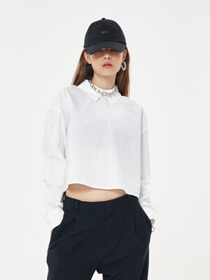 OVER FIT EMBROIDERY REVERSE W/S CROP WHITE SHIRT
