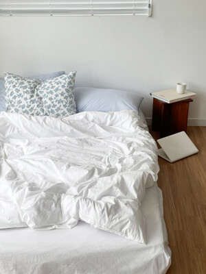 White duvet cover