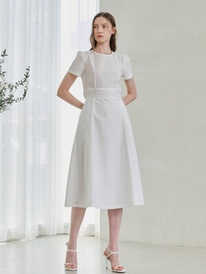 Round Neck Shirring Point Dress - White