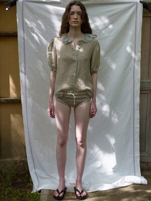 Via Vera check ruffle blouse_Beige check