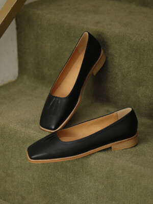 BKP20221 OUR LOAFER BLACK